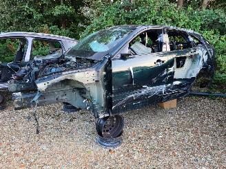 damaged passenger cars Jaguar F-Pace carrosserie met kenteken 2017/1
