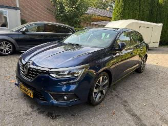 Auto incidentate Renault Mégane 1.2 Bose Automaat 2017/1