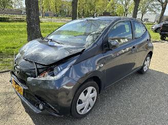 Vaurioauto  passenger cars Toyota Aygo  2018/1
