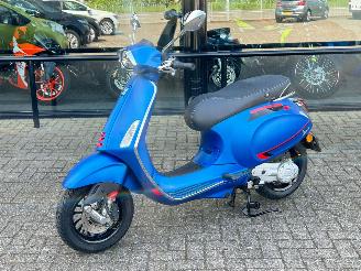 Vaurioauto  scooters Vespa  Sprint I-Get 2019/7