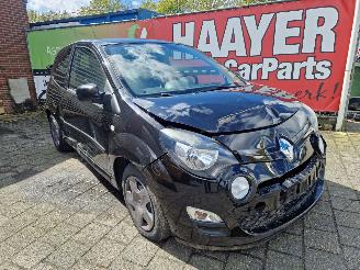 schade Renault Twingo 1.2 16 collection