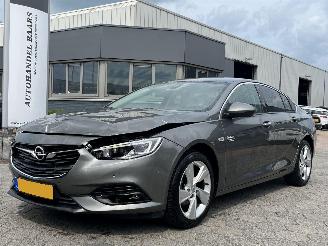 Coche accidentado Opel Insignia Grand Sport 1.5 Turbo Innovation AUTOMAAT 2017/8