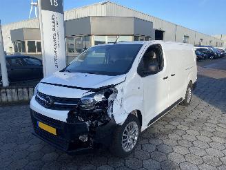 Vaurioauto  commercial vehicles Opel Vivaro 2.0 CDTI autom. L2H1 2020/11