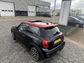 Damaged car Mini Cooper S 2.0 Cooper S 60 Years Edition AUTOMAAT 2019/9