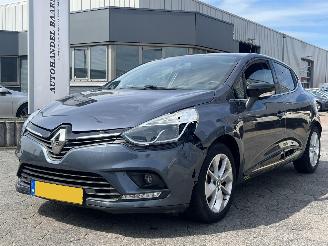 schade Renault Clio 0.9 TCe Limited