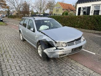 skadebil auto Volkswagen Golf 1.6 Variant 2003/3