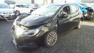 krockskadad bil auto Opel Astra Astra K, Hatchback 5-drs, 2015 / 2022 1.4 Turbo 16V 2018/1
