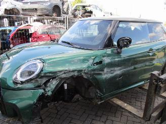 damaged passenger cars Mini Cooper S  2021/1