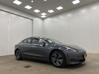 Vrakbiler auto Tesla Model 3 Dual motor Long Range 75 kWh 2019/6