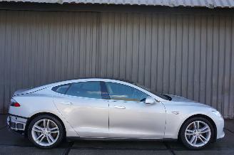 krockskadad bil camper Tesla Model S 85 85kWh 270kW Panoramadak leder 2014/9