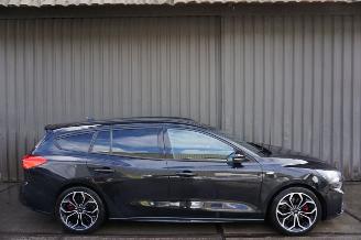 dommages Ford Focus 1.5 EcoBoost 110kW Navigatie Automaat ST Line X Business