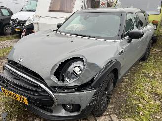 damaged Mini Clubman 1.5 Cooper Business Edition Automaat