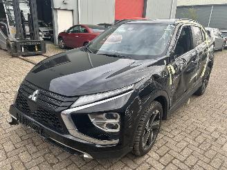 dommages Mitsubishi Eclipse Cross 2.4 Plug in Hybrid Intense +  Automaat  ( Nw prijs 44000,00 )