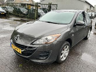 dommages Mazda 3 1.6 S