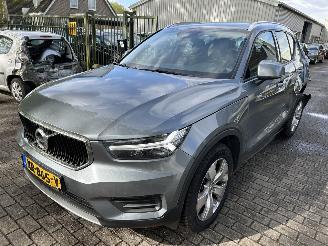 dommages Volvo XC40 2.0 T4 AWD  Momentum  Automaat