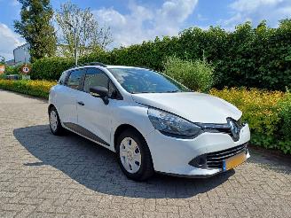schade Renault Clio Estate 0.9 TCe Authentique
