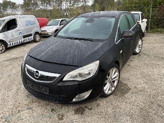 danneggiata veicoli commerciali Opel Astra J (PC6/PD6/PE6/PF6) Hatchback 5-drs 1.4 Turbo 16V (Euro 5) 2010/1