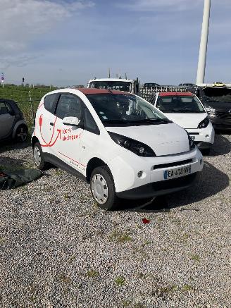 uszkodzony samochody osobowe Renault  BLUE CAR VOL ELECTRISCH 2020/1