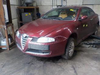 skadebil auto Alfa Romeo GT GT (937) Coupé 2.0 JTS 16V (937.A.1000) [121kW]  (11-2003/09-2010) 2008