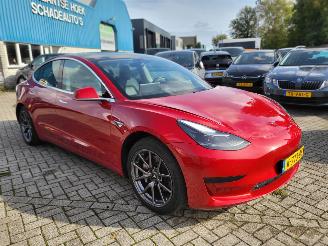 dommages Tesla Model 3 Tesla Model 3 RWD 440 KM rijbereik nwprijs € 50 000