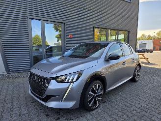 Vaurioauto  passenger cars Peugeot 208 GT-LINE 74kw / CAMERA / NAVI / 44dkm 2022/4