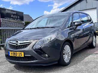 schade Opel Zafira 1.6 CDTI Pano Navi 7-PERS