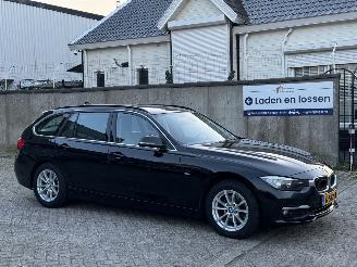 damaged BMW 3-serie Touring 320D 190Pk Automaat Luxery Head-Up