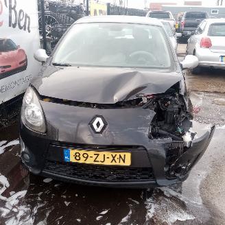 damaged passenger cars Renault Twingo  2008/2
