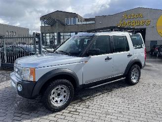 damaged Land Rover Discovery 2.7 TDV6 7 PLACES