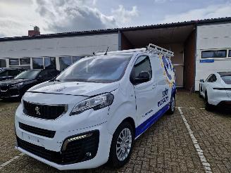 Vaurioauto  commercial vehicles Peugeot Expert 2.0L HDI*L2*Automaat*Navigatie*Airconditioning 2023/5