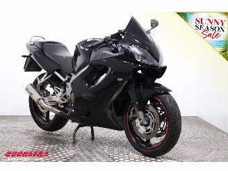 Honda  CBR 600F Dominator picture 2