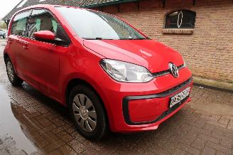 Volkswagen Up 1.0 BMT Move up picture 3