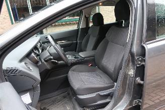 Peugeot 3008 Peugeot 3008 1.6 VTi ST picture 17