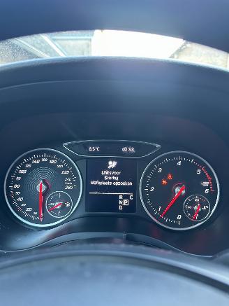 Mercedes B-klasse 220 d Ambition picture 14