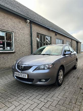 Mazda 3 1.6 Touring picture 1