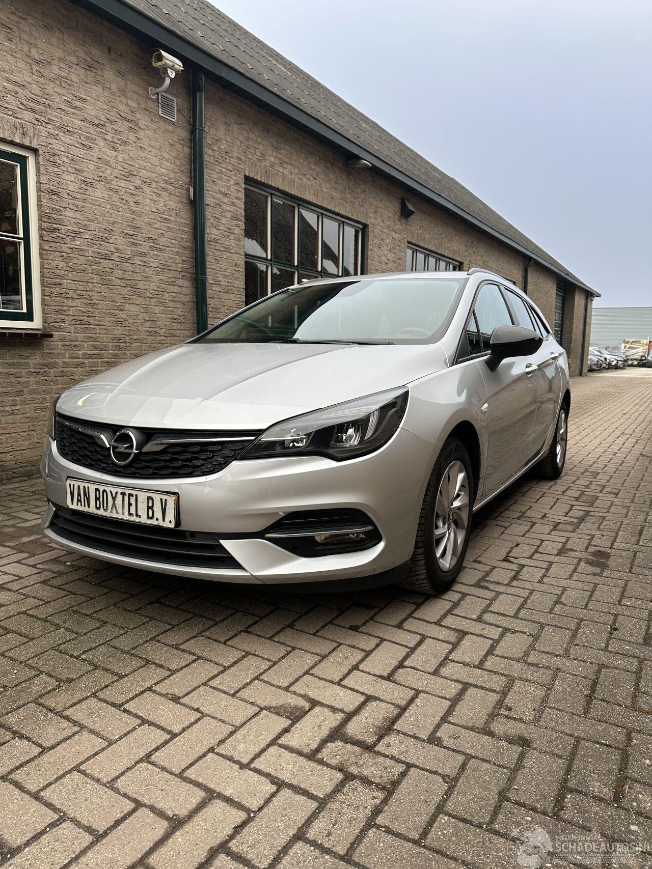 Opel Astra SPORTS TOURER