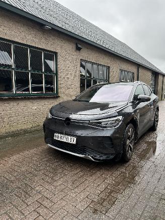uszkodzony samochody osobowe Volkswagen ID.4 First 77kWh 2020/12