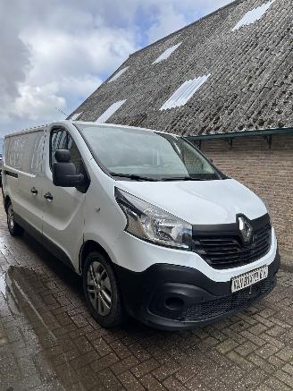 Renault Trafic  picture 3