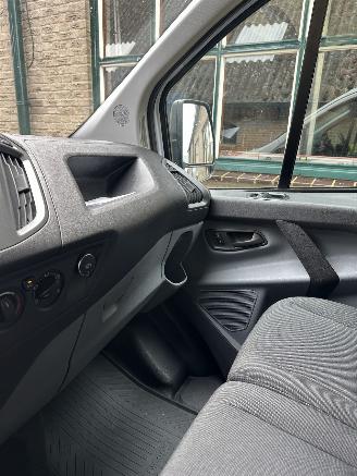 Ford Transit Custom picture 7