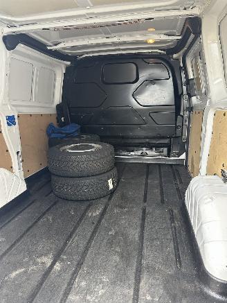 Ford Transit Custom picture 17