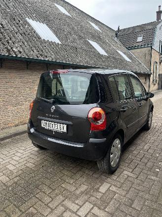 Renault Modus  picture 5