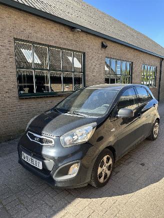 Auto incidentate Kia Picanto  2014/10