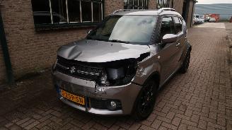 krockskadad bil auto Suzuki Ignis Suzuki Ignis 1.2 Stijl Smart Hybrid 2019/11