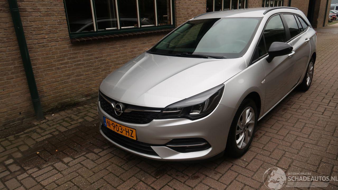 Opel Astra Opel Astra Sports Tourer 1.2 Business Edition