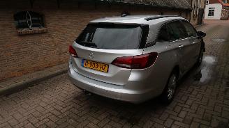 Opel Astra Opel Astra Sports Tourer 1.2 Business Edition picture 6