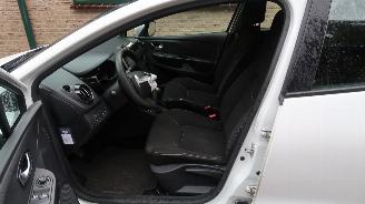 Renault Clio Renault Clio 1.5 dCi ECO Expression picture 19