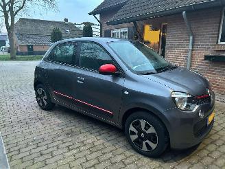 uszkodzony samochody osobowe Renault Twingo 1.0 SCe Collection 2017/5