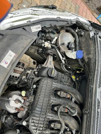 Peugeot 208 1.2 PureTech Signature picture 17