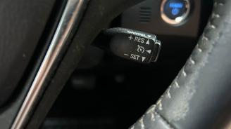 Toyota Auris 1.8 Hybrid Dynamic Ultimate picture 19