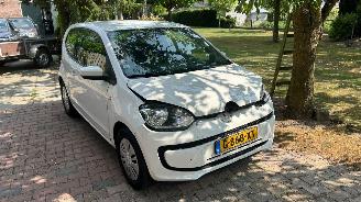 Coche accidentado Volkswagen Up! 1.0 move up! BlueMotion 2013/1
